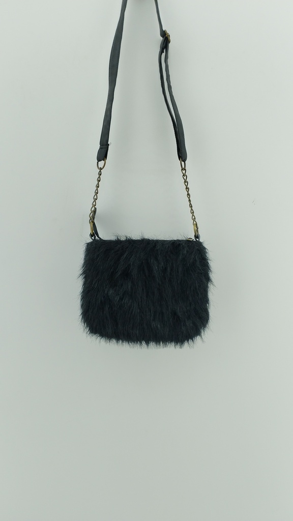 Cartera negra peluchito