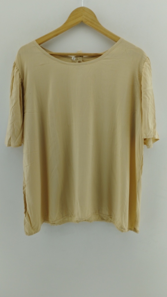 Blusa beige mangas princesa T:8