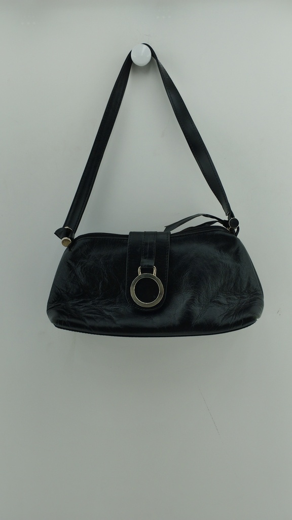 Cartera shoulder bag negro aro metalico