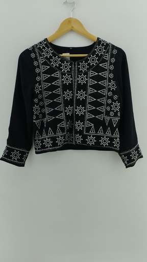 [P04799-11] Chaqueta liviana negra bordada estilo étnico