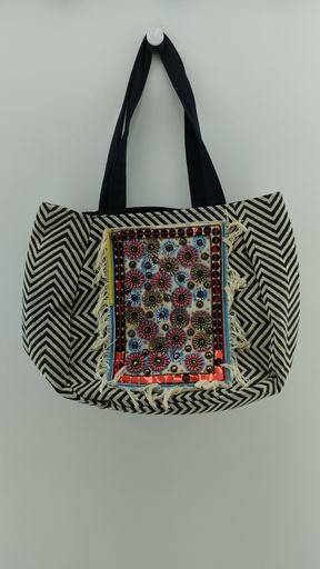 [P04824-4] Bolso boho-chic bordado de flores 