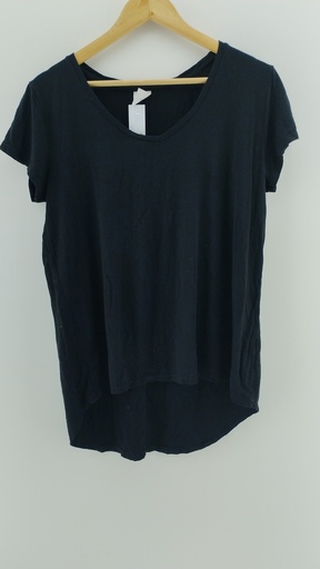 [P04844-6] Remera negra VER T:S