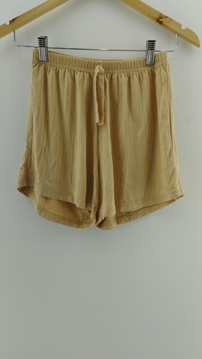 [P04863-2] Short beige T:4